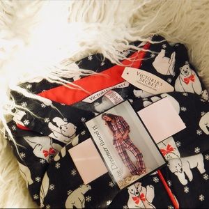Victoria’s Secret Christmas Pajama Set